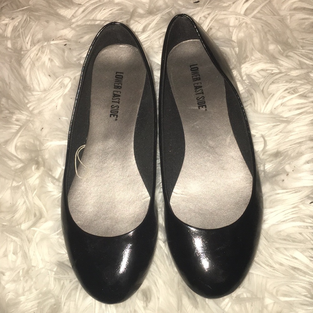 Ballet flats